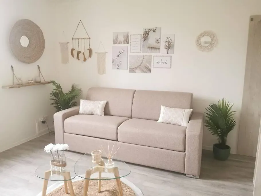 Le Bohemien *Studio 30M²*Wifi*Parking Prive*Calme Lourdes Apartman